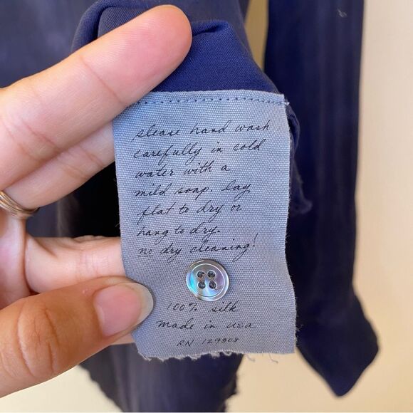 RAQUEL ALLEGRA Silk Subtle Tie-Dye Button Shirt Blouse Navy Blue Sz 0 Small - Picture 10 of 11